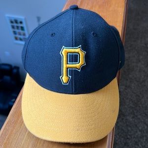 Black and Gold Pittsburgh Pirates Hat